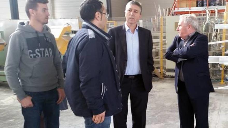 Los empresarios de Bocairent piden a Climent reducir costes energéticos
