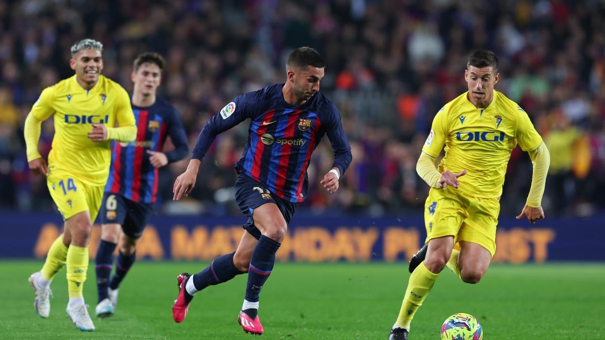 Resumen, goles y highlights del FC Barcelona 2 - 0 Cádiz de la jornada 22 de LaLiga Santander