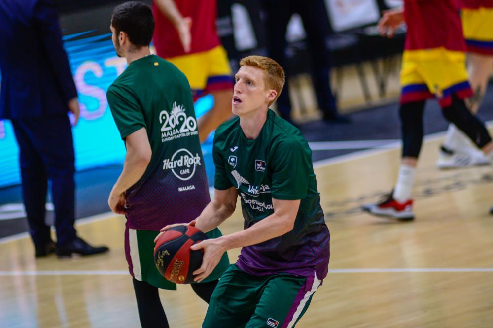 Partido entre el Unicaja y el FC Barcelona en la fase final de la Liga ACB.