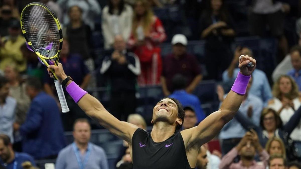 zentauroepp49742770 rafael nadal of spain celebrates his victory against matteo 190907203740