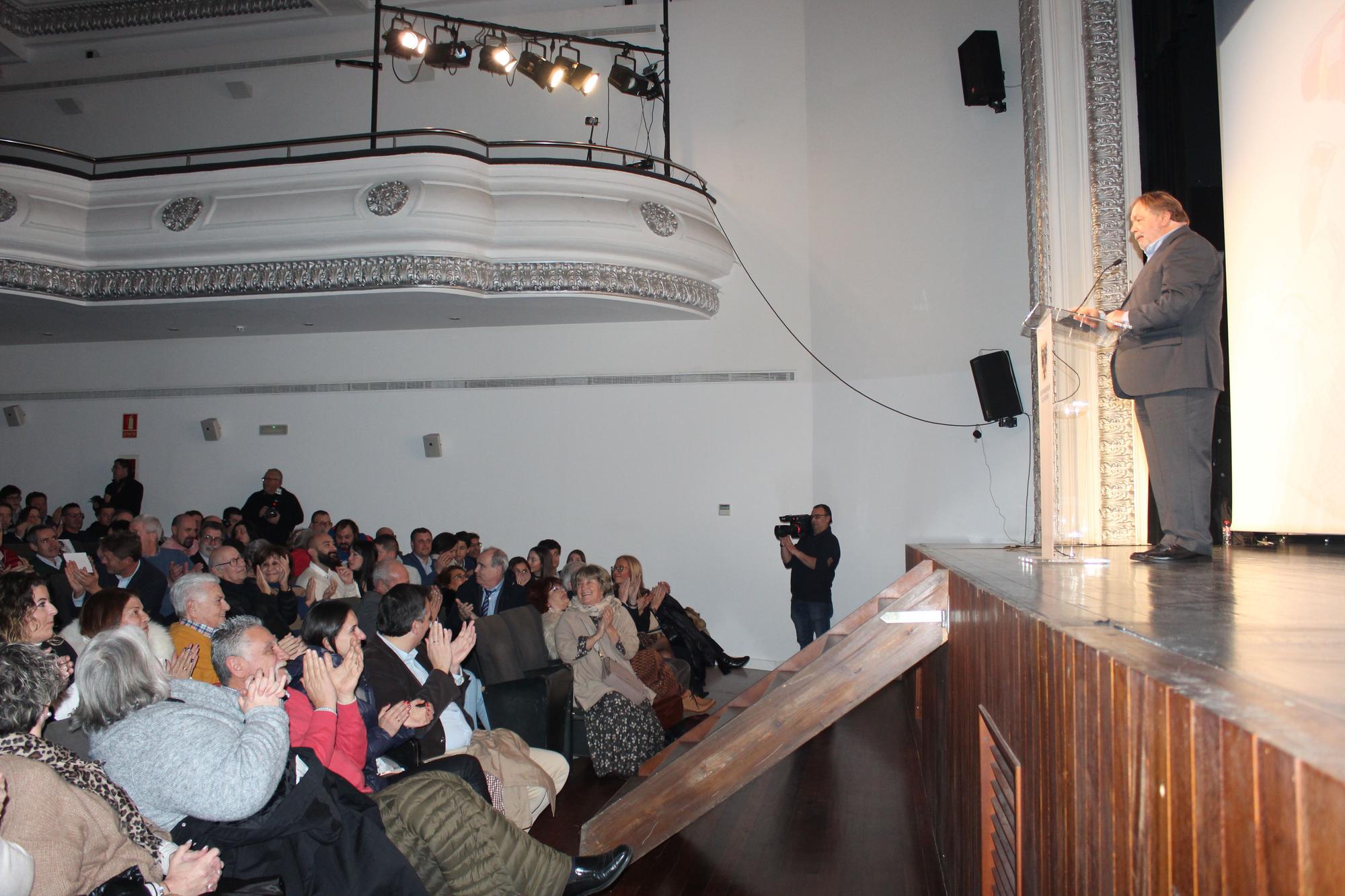 El automovilismo homenajea en Villaviciosa Luis Rivaya