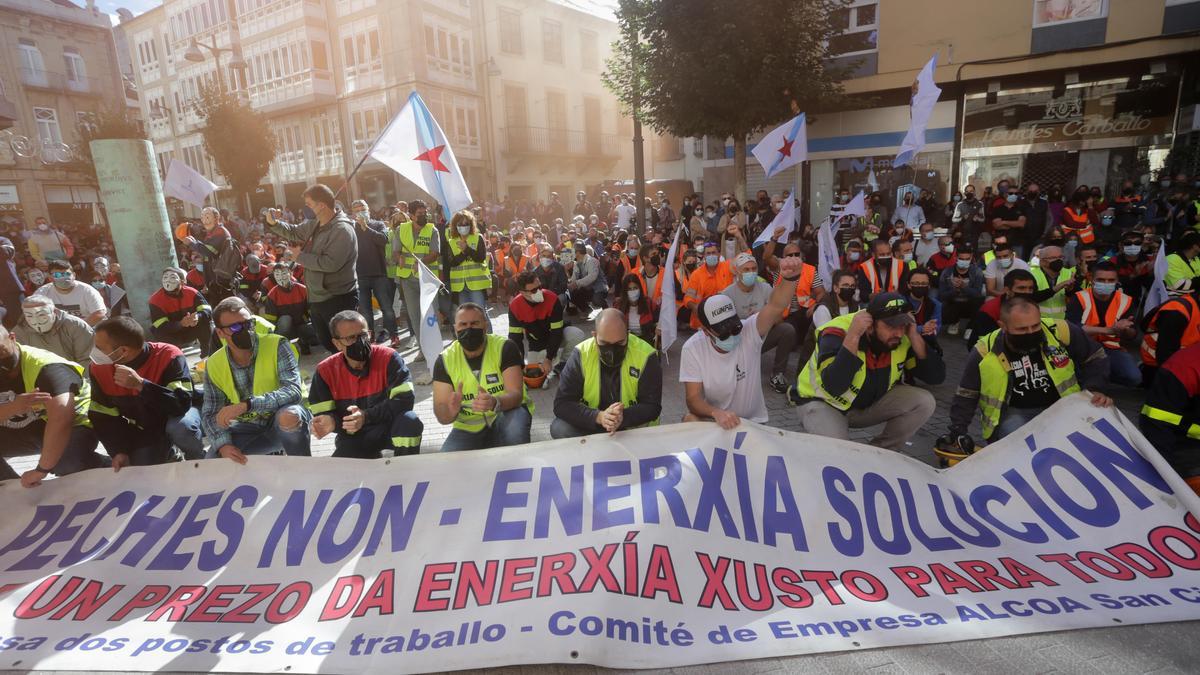 Concentración de los trabajadores de Alcoa