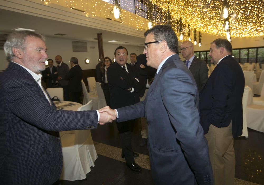 Desayuno con Duran i Lleida en el Maestral