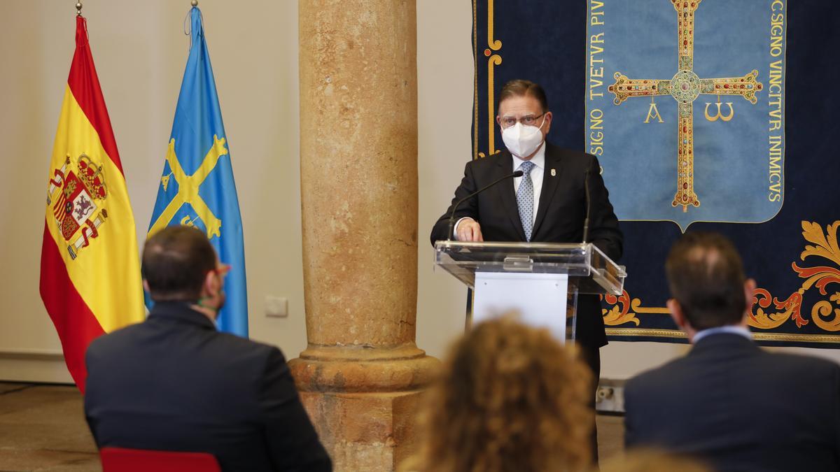 Alfredo Canteli, durante su discurso.