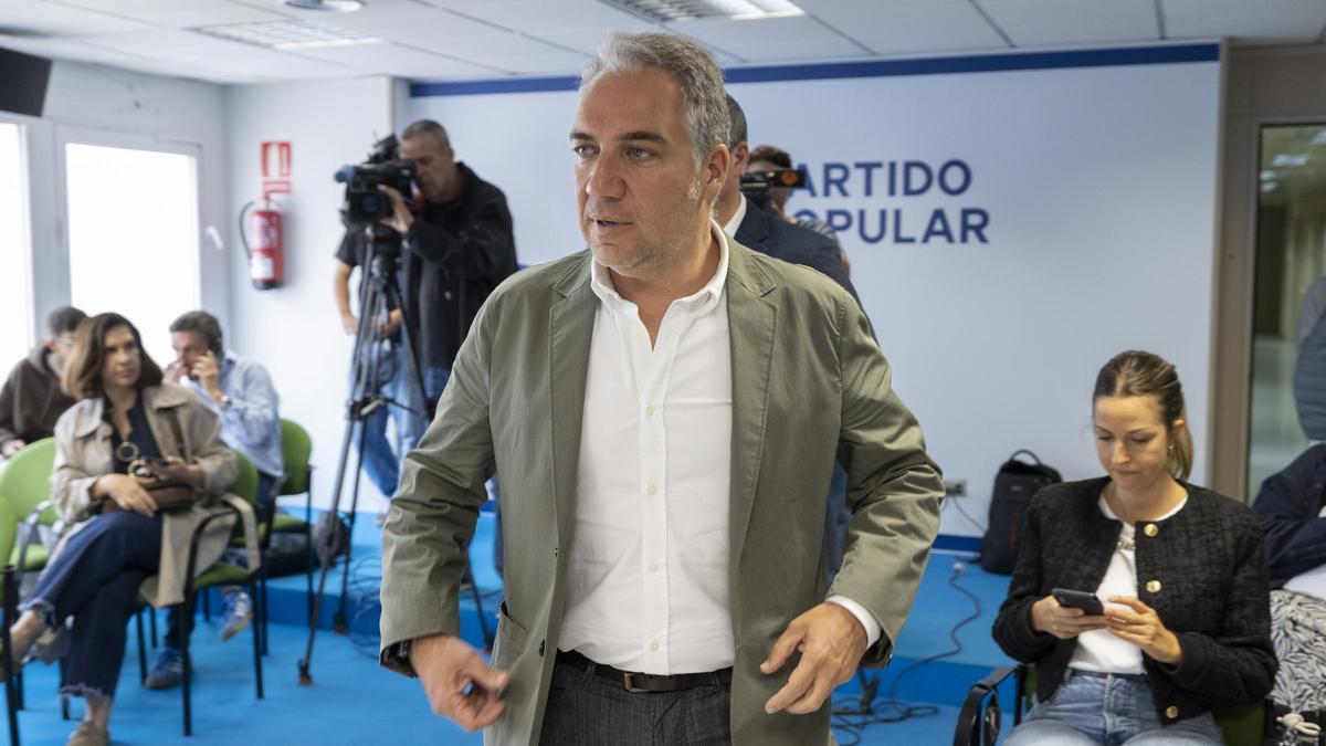 Bendodo se reúne con cargos públicos del PP en Canarias