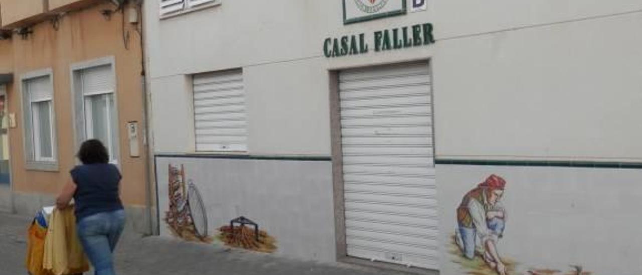 Las fallas sin casal municipal piden cobrar a las que  ya lo tienen para repartir el dinero