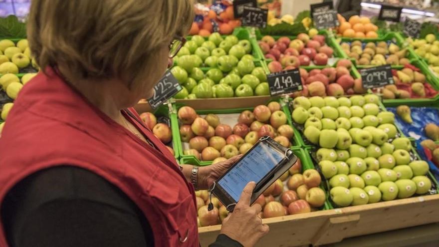 Agricultores denuncian que grandes cadenas aprovechan la crisis para subir precios