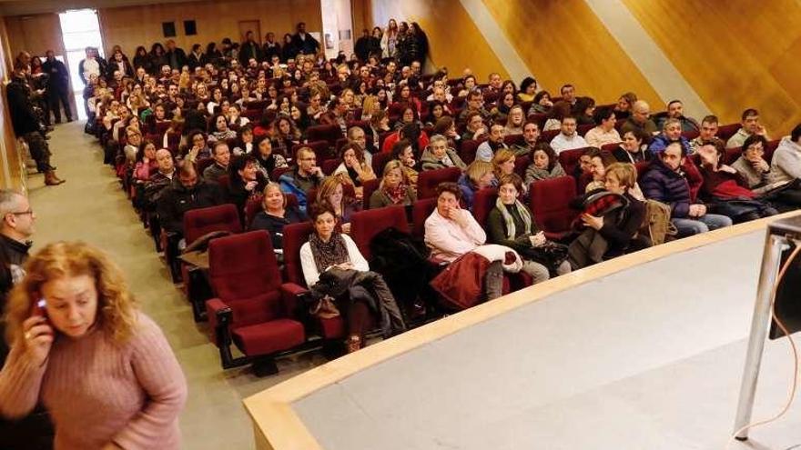 Asamblea de interinos celebrada en Oviedo.