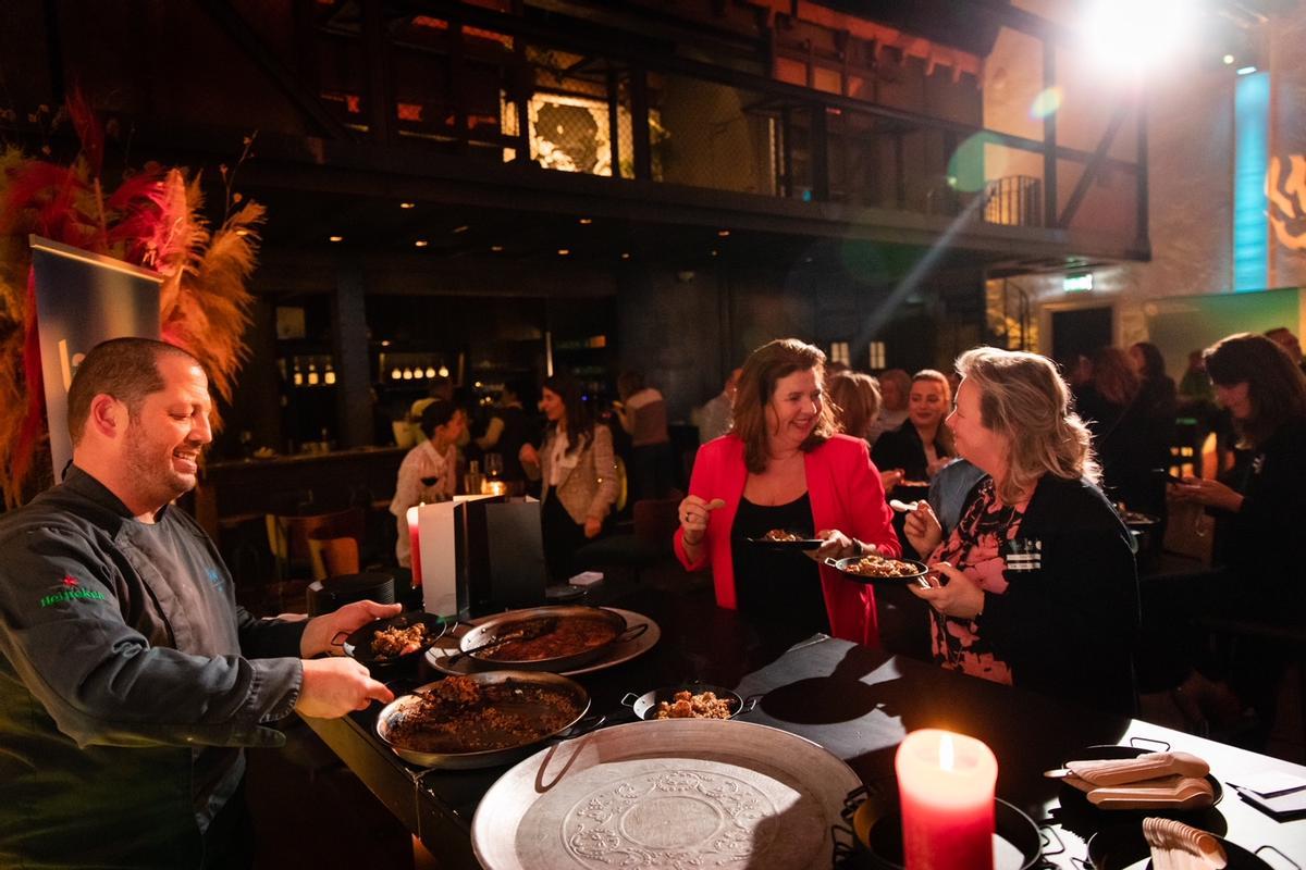 Acte de promoció celebrat a Amsterdam.