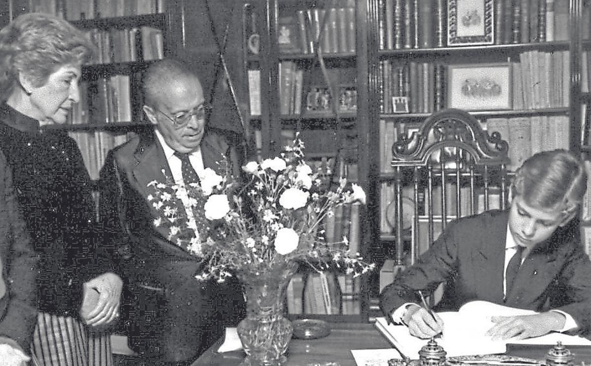 El Evaristo Valle, edén de arte en el jardín de Somió