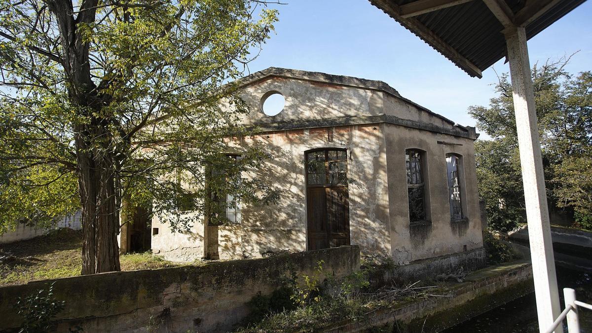 L'antic taller de Can Marfà, en desús des del 2000.