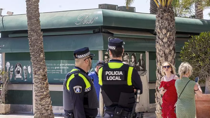 El quiosco de Peret en la Explanada ya es historia