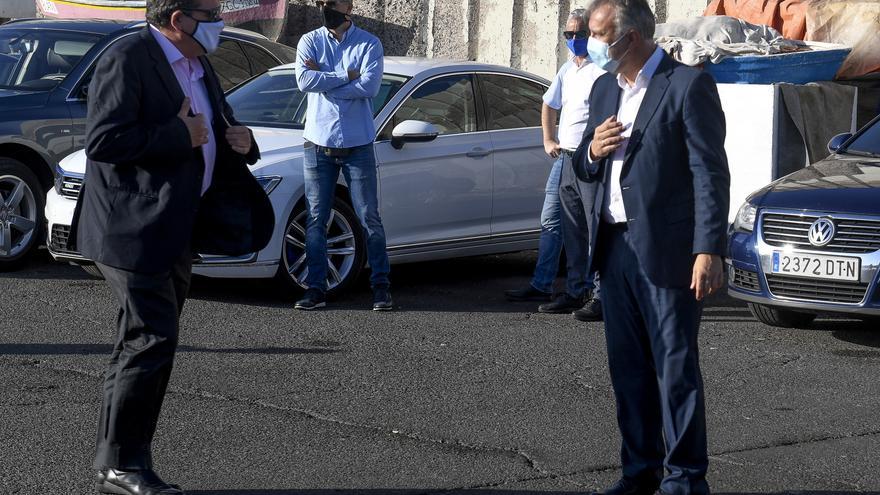 José Luis Escrivá visita el muelle de Arguineguín