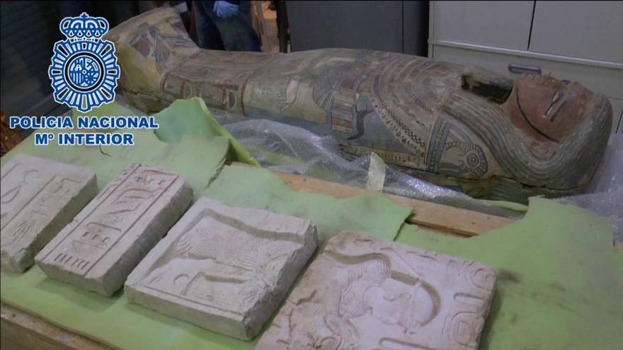 Una escultura histórica y la implicación del Dáesh: una hija de Botín pasa de investigada a estafada