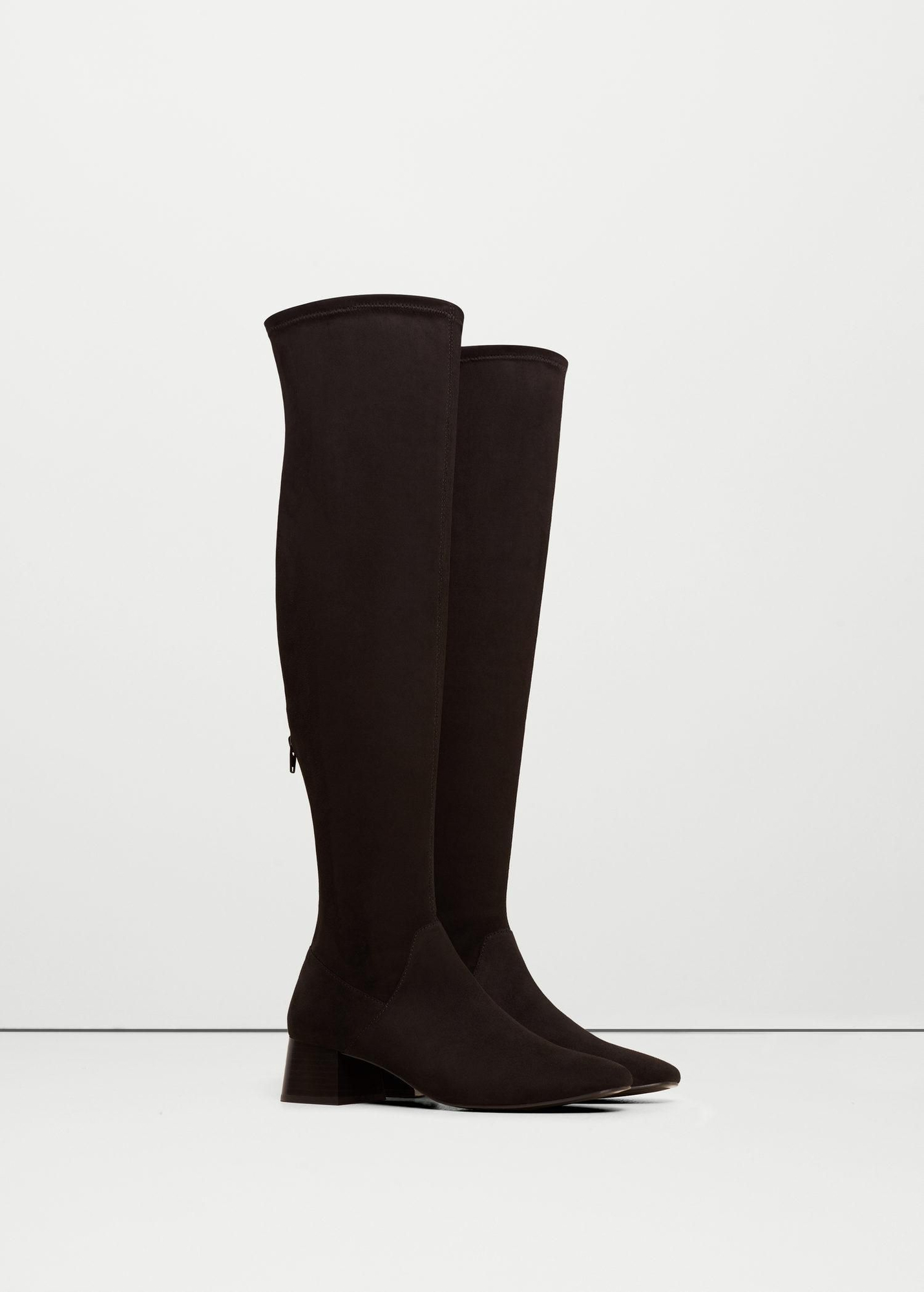 Botas XL, Mango