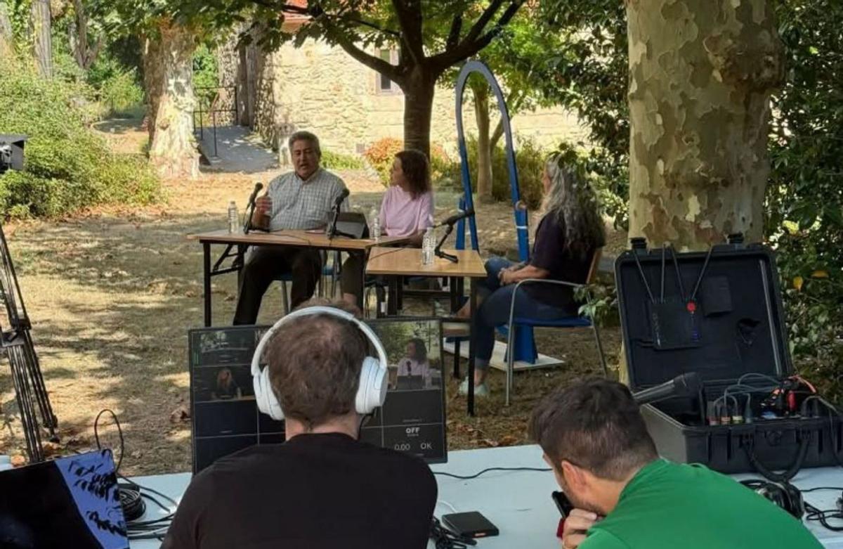 A gravación do videopódcast en Culleredo. |  LOC