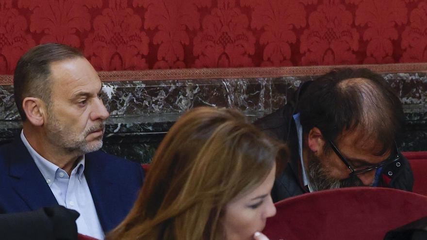 Ábalos niega su participación en la compra de las mascarillas y afirma que se ha coaccionado a Jésica Rodríguez