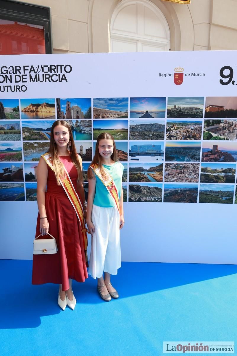 Así ha sido el acto institucional del Día de la Región de Murcia en el Teatro Romea