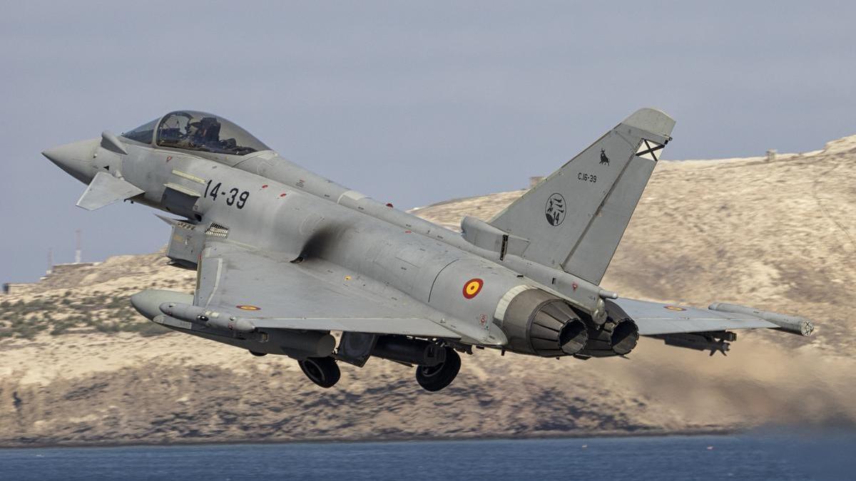 Un Eurofighter español despega durante el ejercicio Ocean Sky 2021.