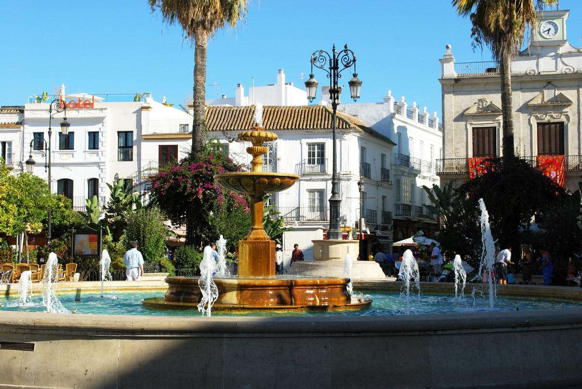 Fuente en la Plaza del Cabilo de Sanlúcar de Barrameda.