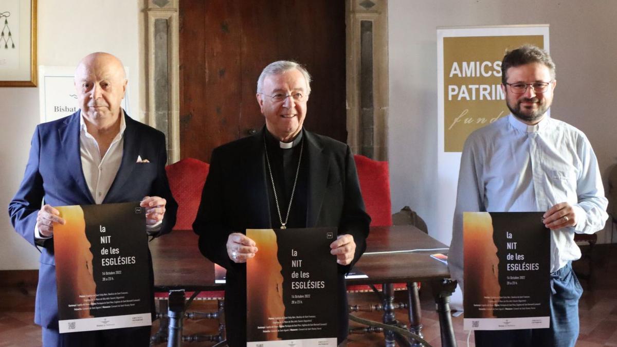 El obispo Taltavull, junto a Joan Guaita y el vicario Francesc Vicenç. | OBISPADO