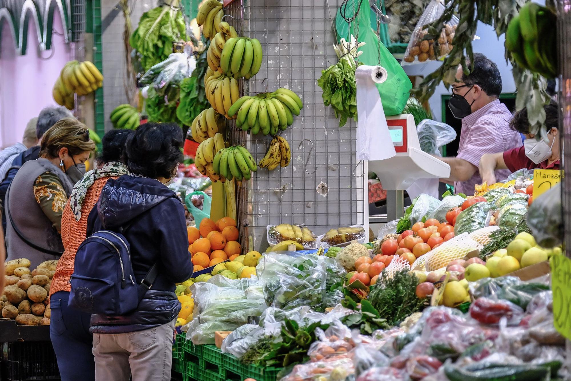 Compras para la cena de Nochebuena en el Mercado Central de Las Palmas de Gran Canaria