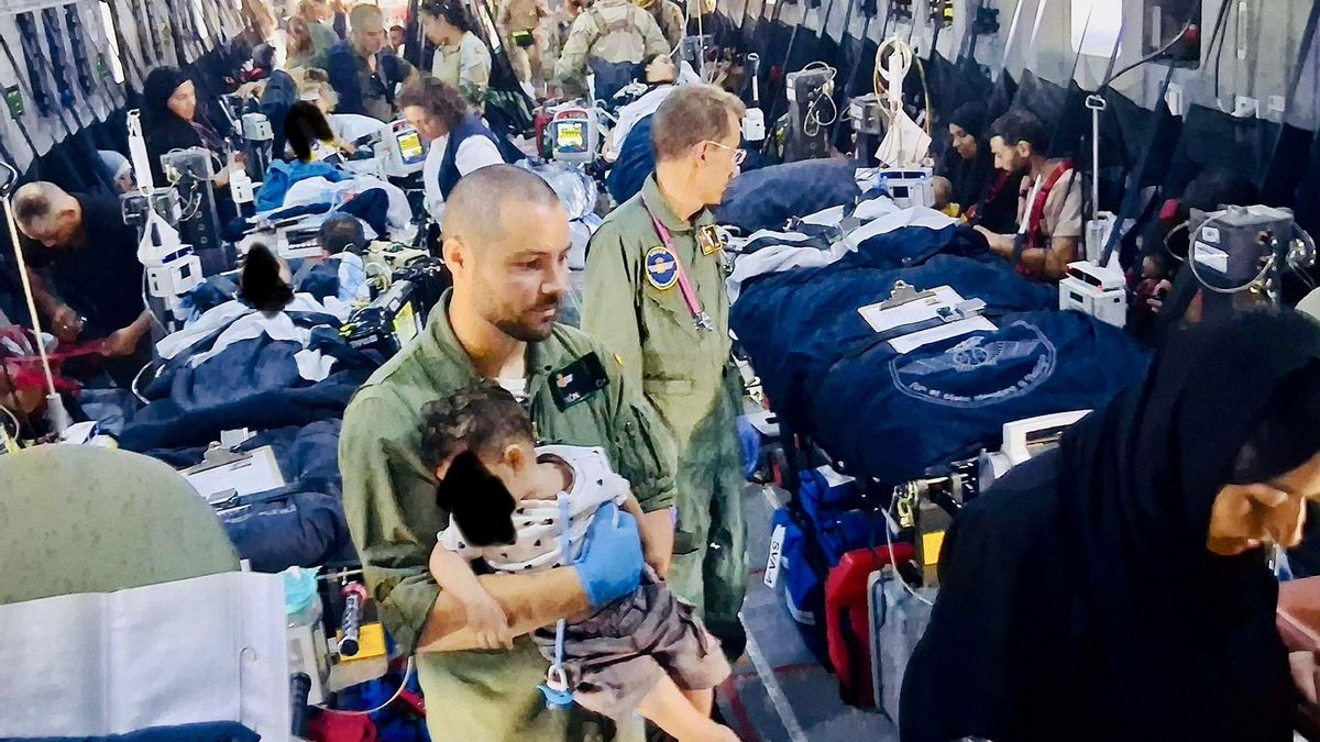 Los menores han sido evacuados a España