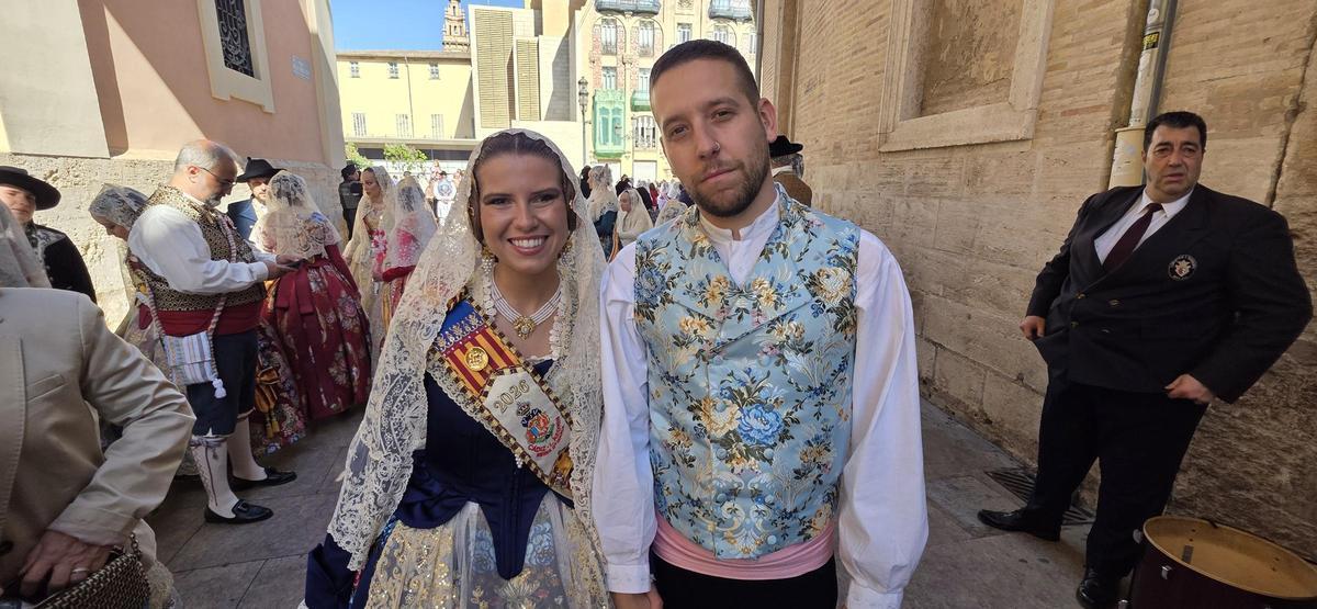 Comisiones de falla en la Procesión de la Virgen (1/7)