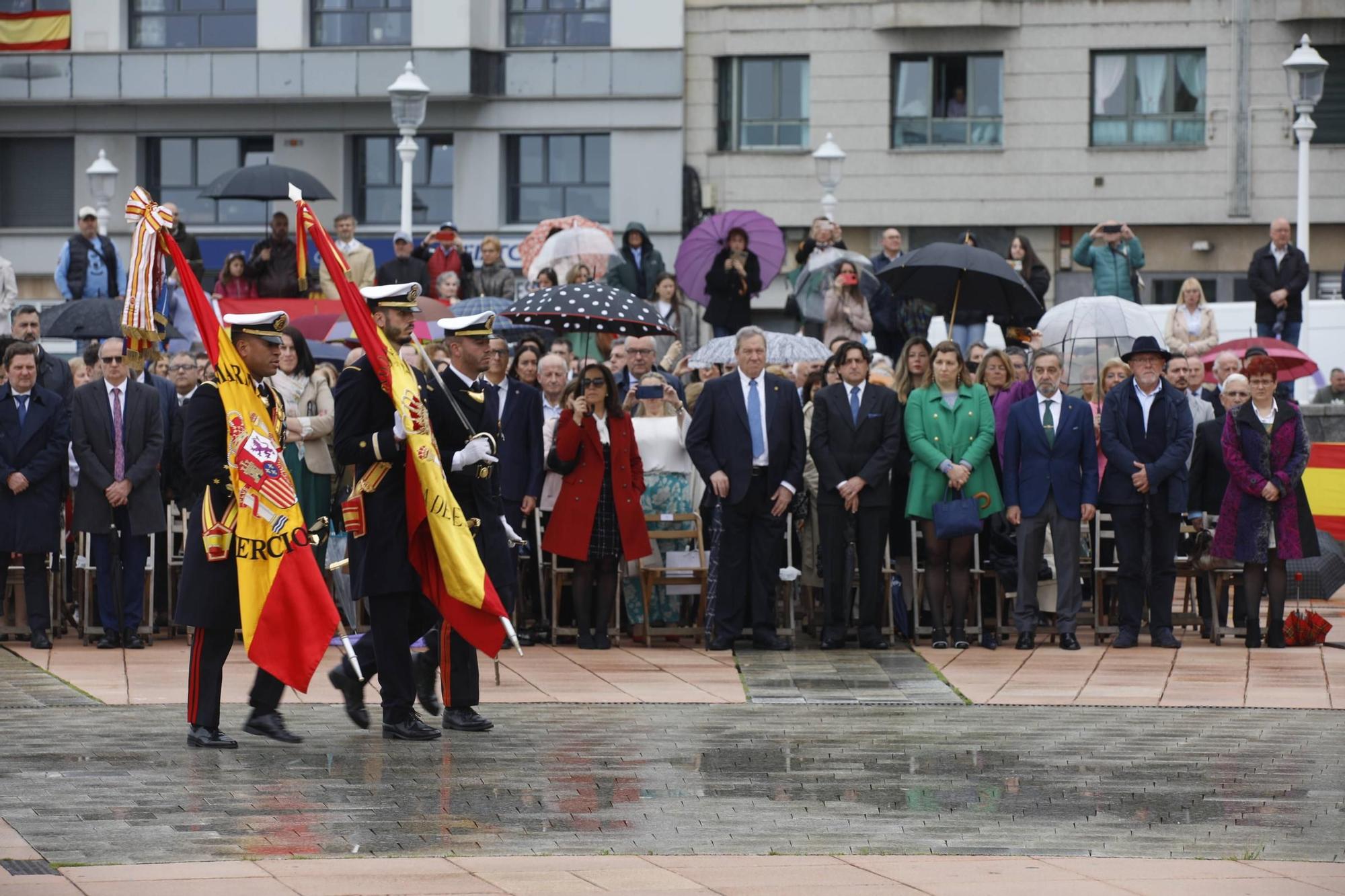 Todos los actos por la jura de bandera en Gijón, en imágenes