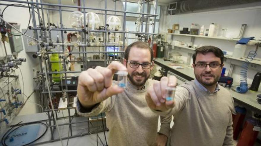 Investigadores de Alicante, Oxford y Cambridge logran un material que almacena el doble de gas