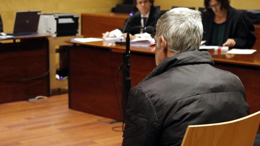 Jutgen un pare per abusar de la seva filla quan tenia entre 5 i 9 anys a Maçanet