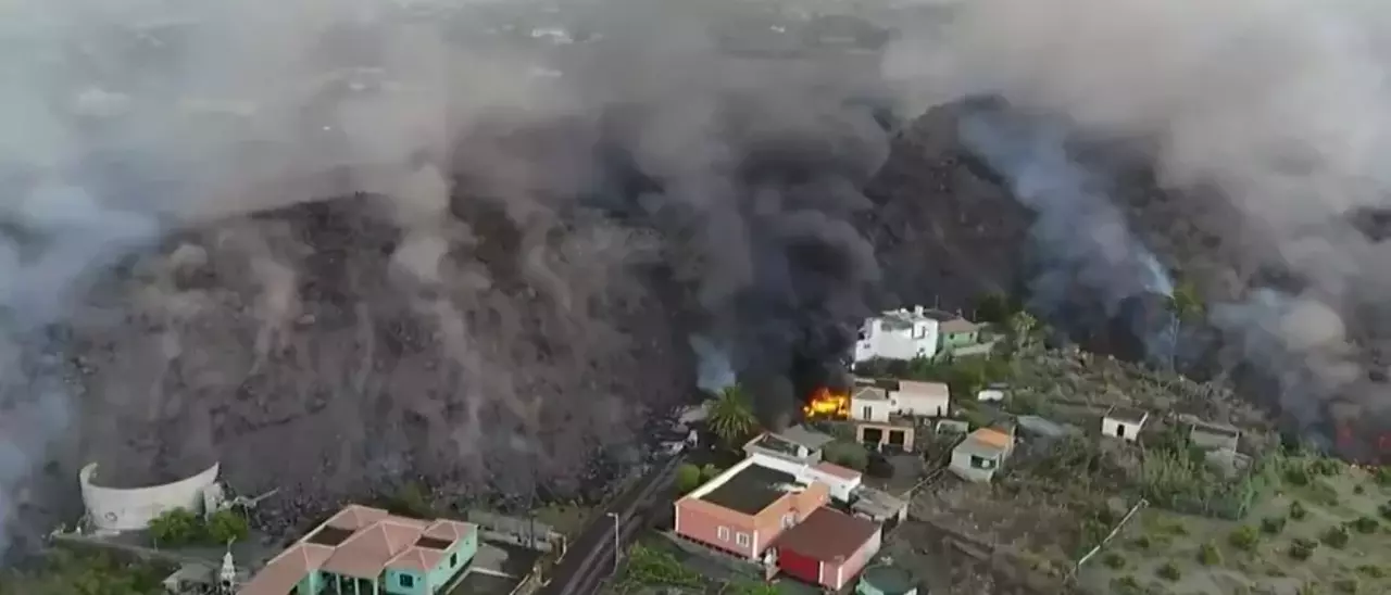 La erupción del volcán de La Palma, a cámara rápida