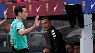 La UEFA convoca a las ligas europeas para modificar el VAR: "Hemos olvidado las razones de su aplicación"