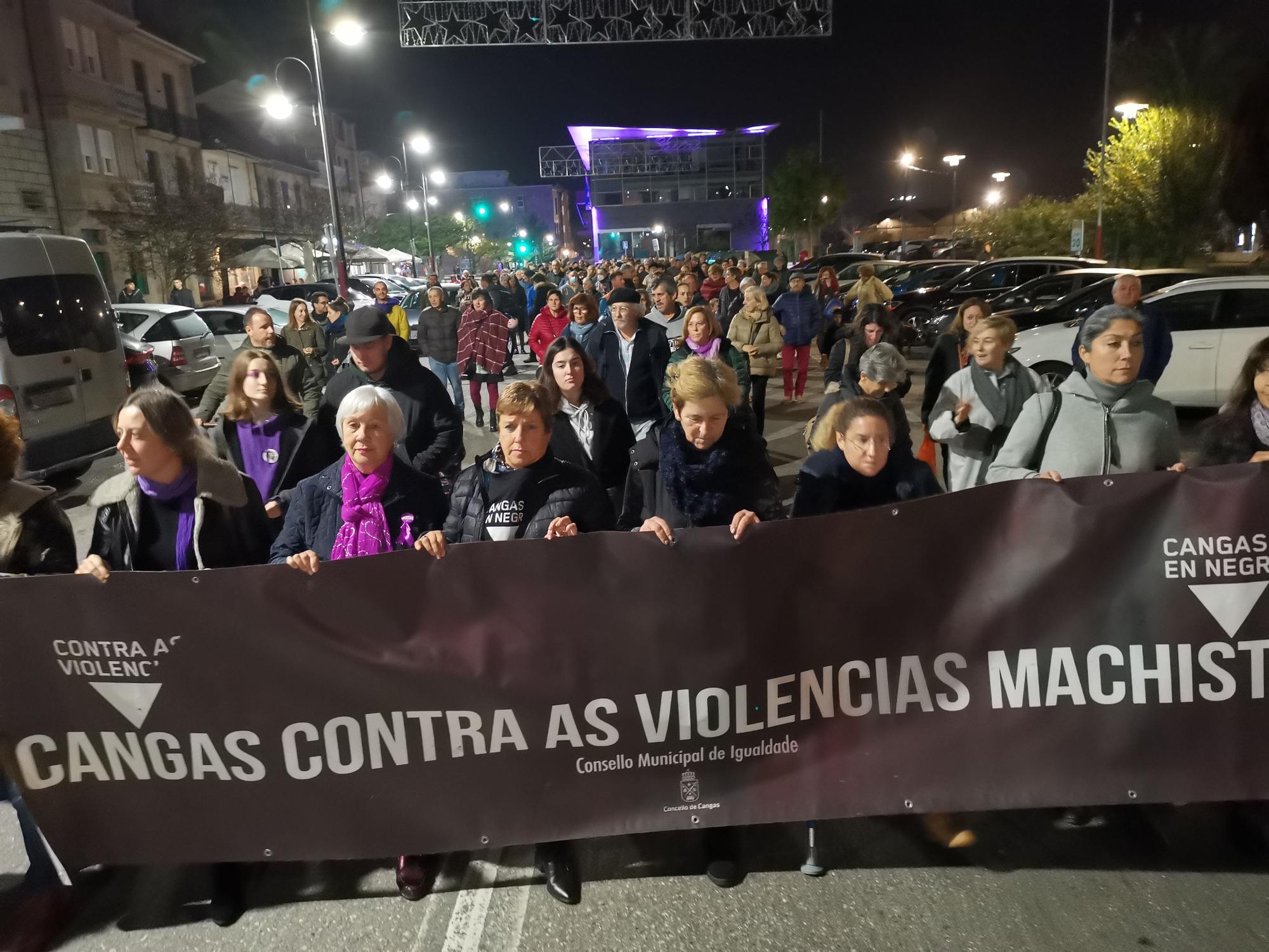 La celebración del Día Internacional contra las Violencias Machistas en Cangas