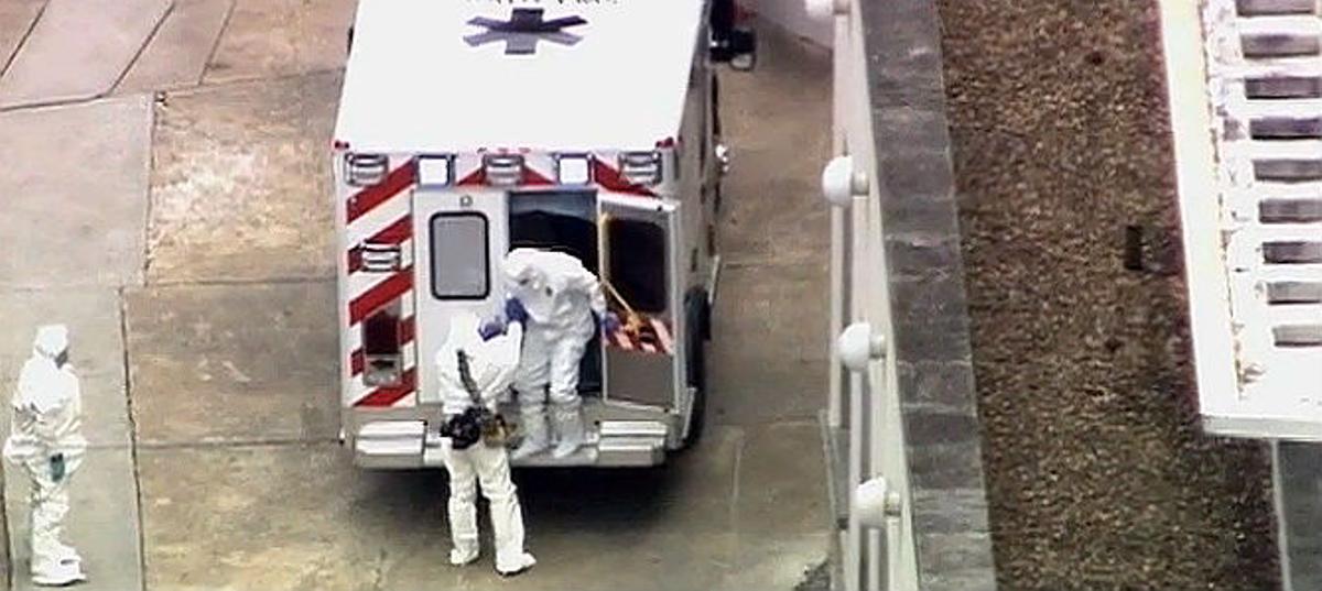 L’avió medicalitzat que l’ha traslladat ha tornat a l’Àfrica per recollir la seva companya Nancy Writebol.