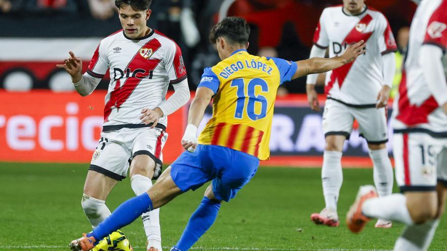 FINAL | El Valencia rescata un punto de Vallecas