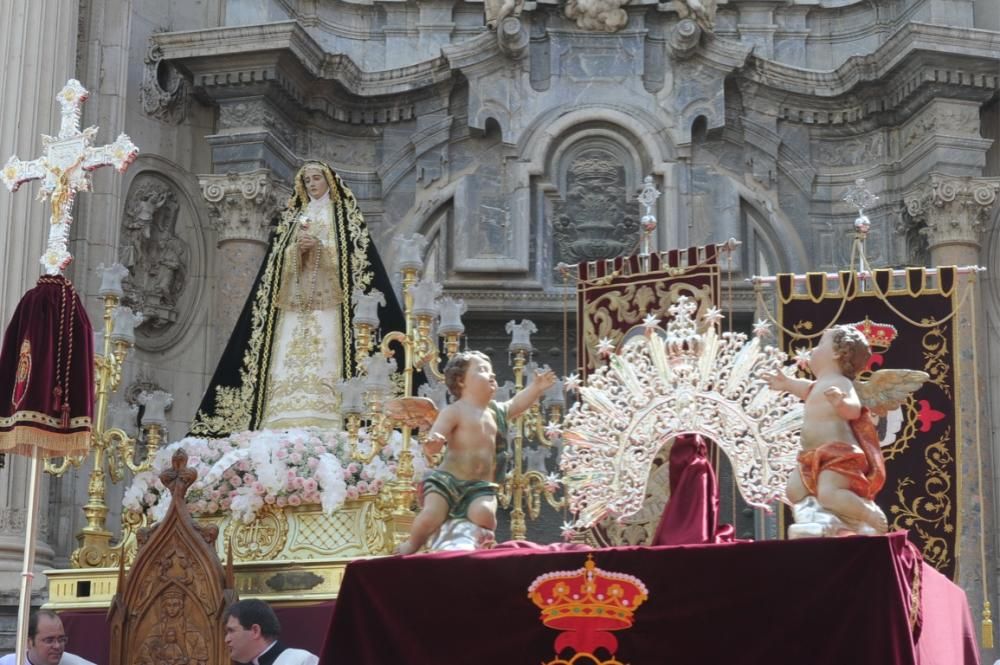 Coronación de la Virgen de la Soledad en la plaza Belluga