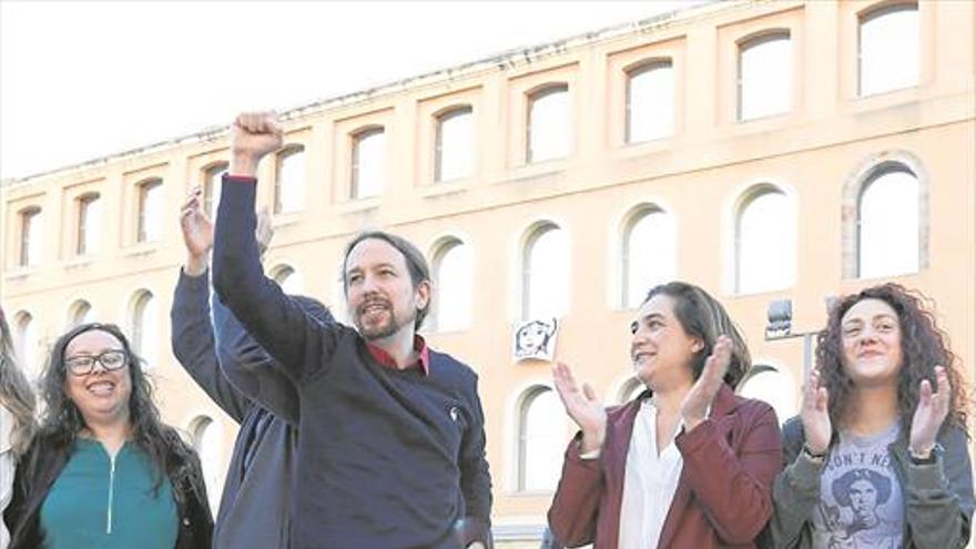 Asens planta a Iglesias en el mitin central de Barcelona