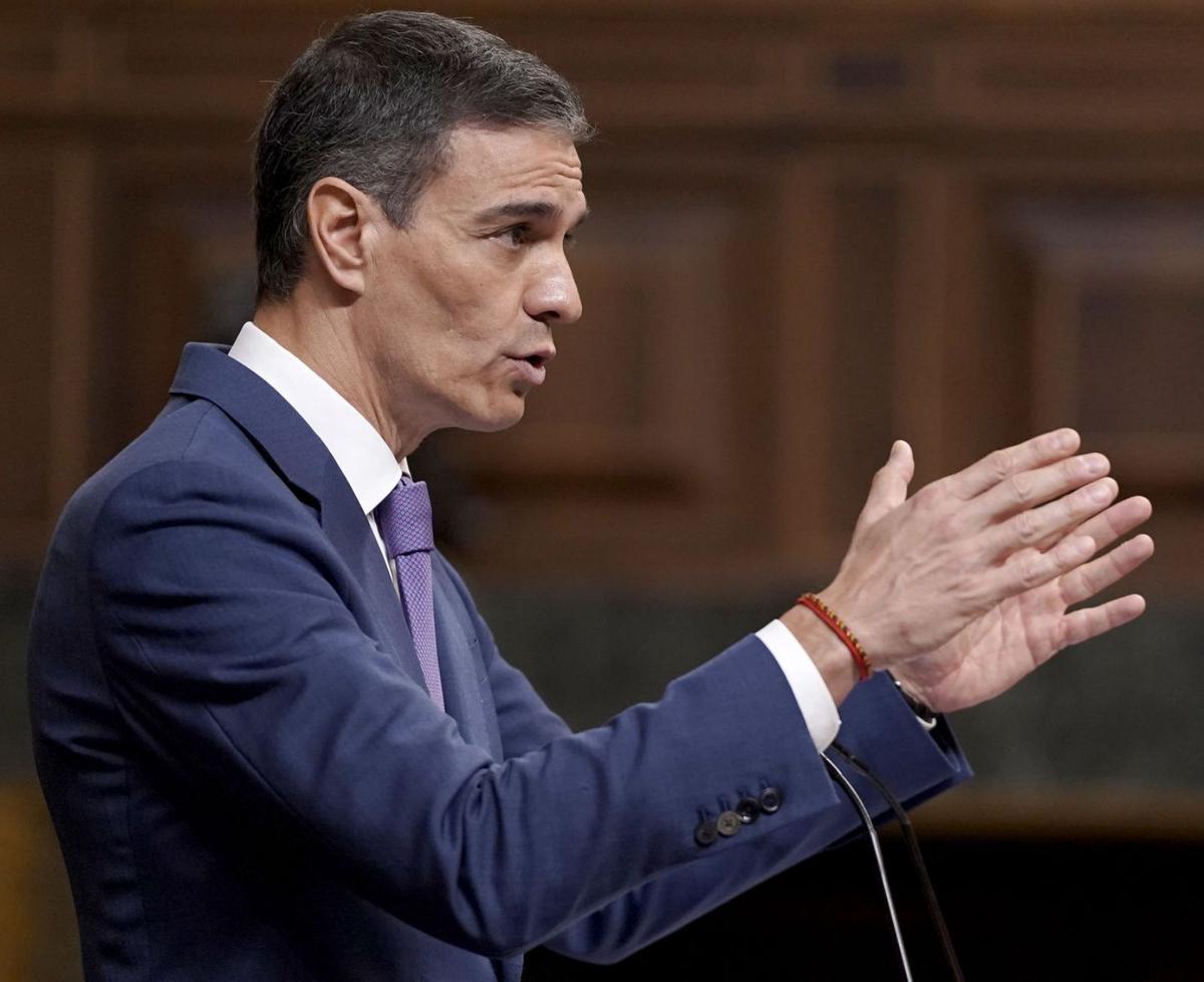 Sánchez acusa Feijóo de servir els "ultrarics" de les nuclears Sánchez acusa Feijóo de servir els "ultrarics" de les nuclears
