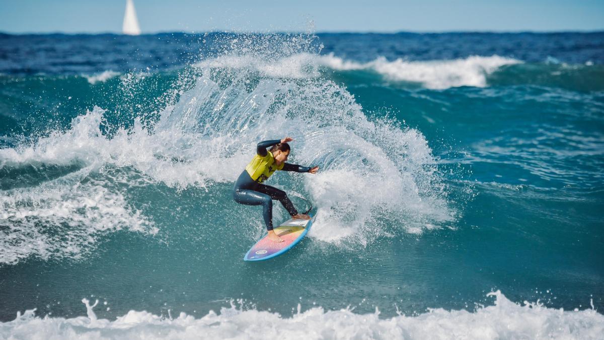 Lenni Jensen y Ariane Ochoa, campeones del Open LPA Surf City