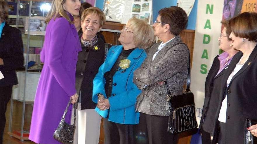 Letizia Ortiz, en una visita al colegio de la Gesta cuando aún era Princesa de Asturias.