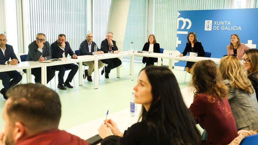 La Xunta insta al TSXG a «desatascar» los pleitos eólicos