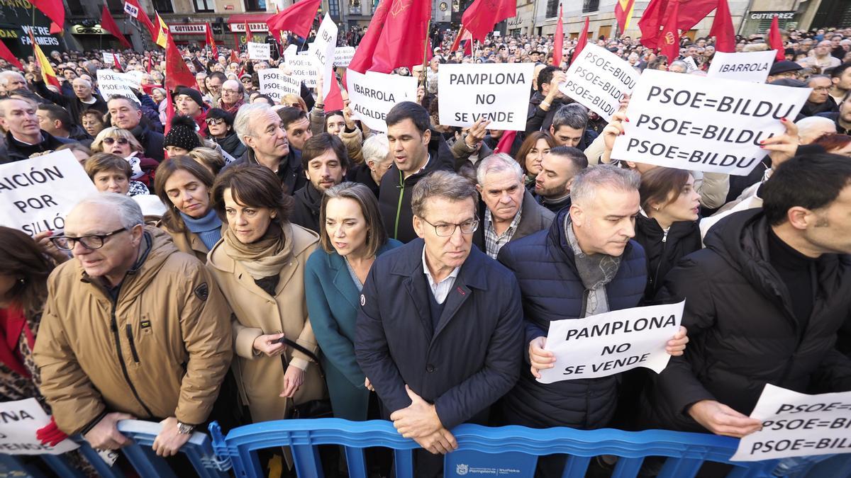 El presidente del Partido Popular, Alberto Núñez Feijóo, en la concentración en Pamplona contra la moción de censura.