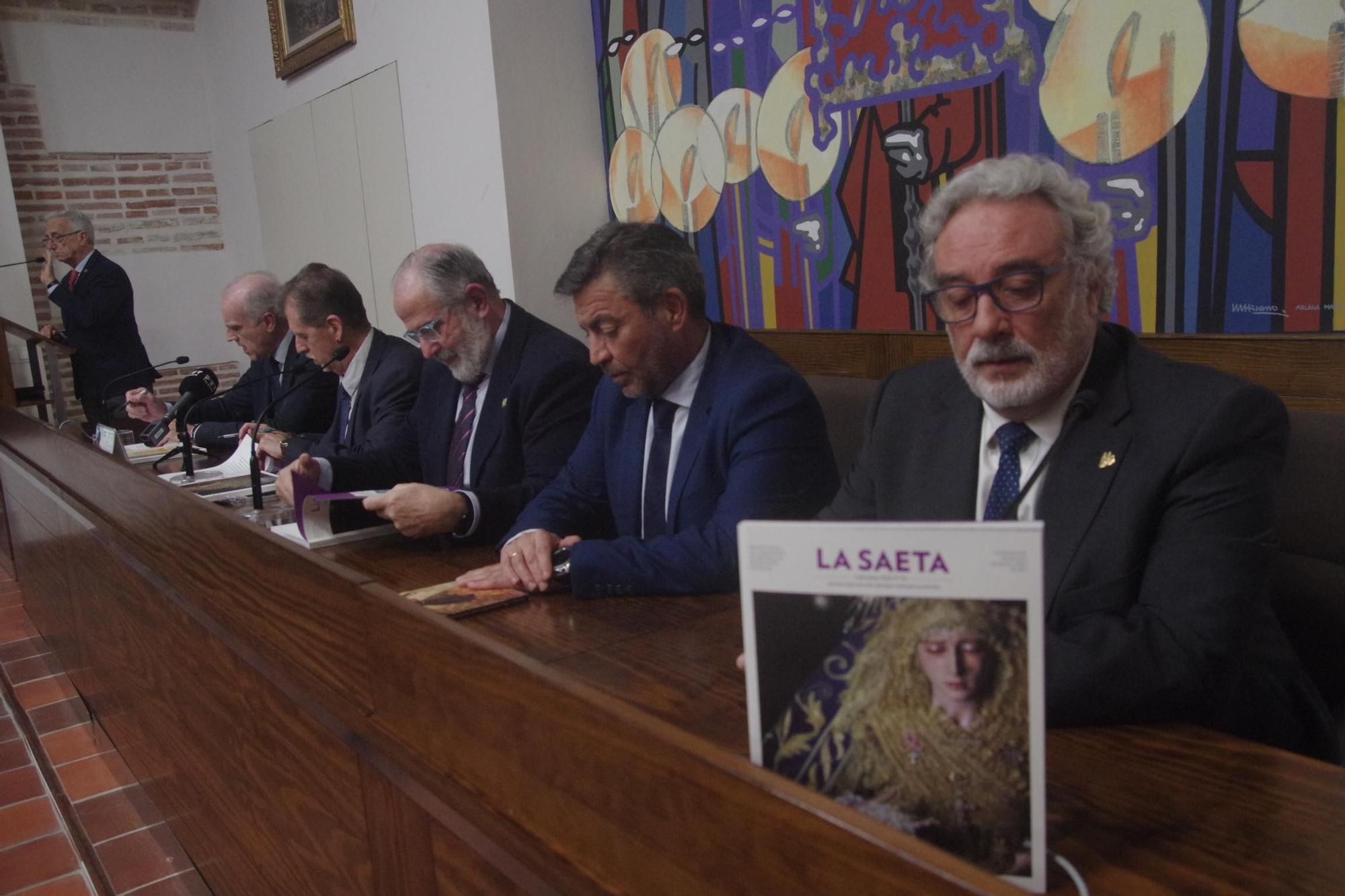 Presentado el número 82 de la revista La Saeta en la Agrupación de Cofradías