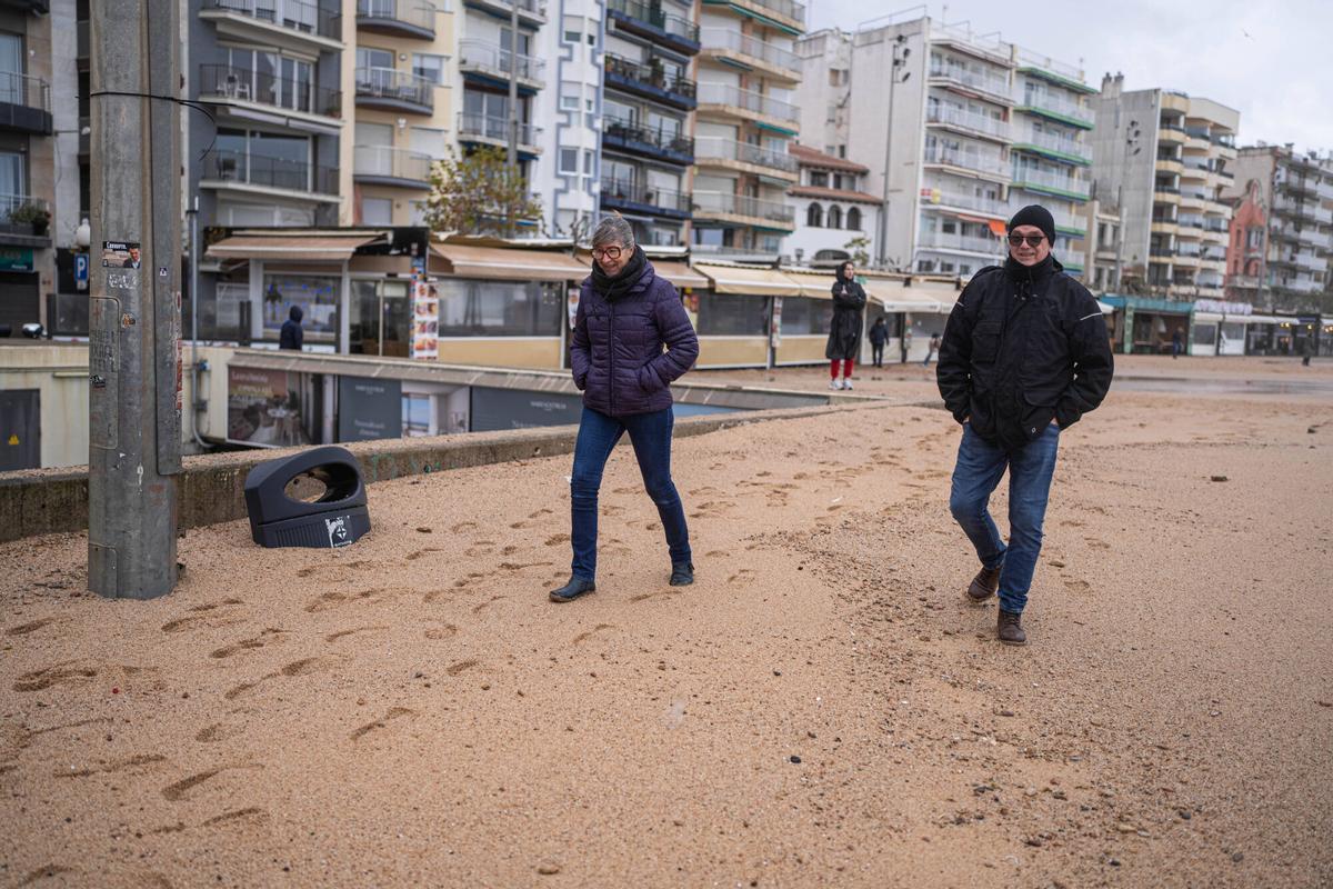 El temporal borra una parte del paseo marítimo de Blanes El temporal borra una parte del paseo marítimo de Blanes