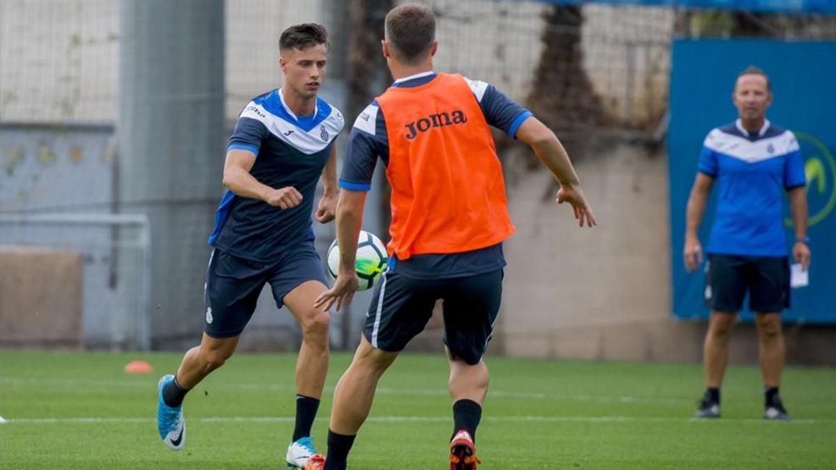 La cesión de Puado al Madrid acerca a Llorente al Espanyol