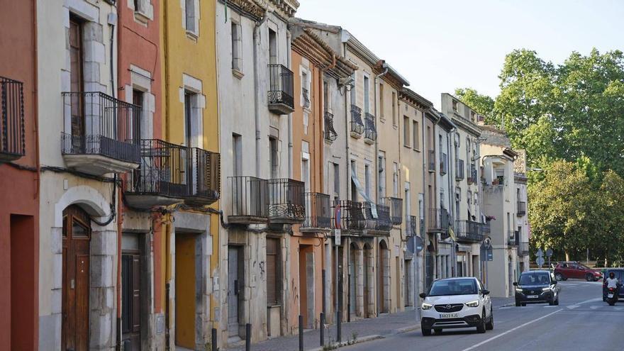 Veïns de Pont Major i Amics de la UNESCO de Girona demanen una placa per al poeta Camil Geis
