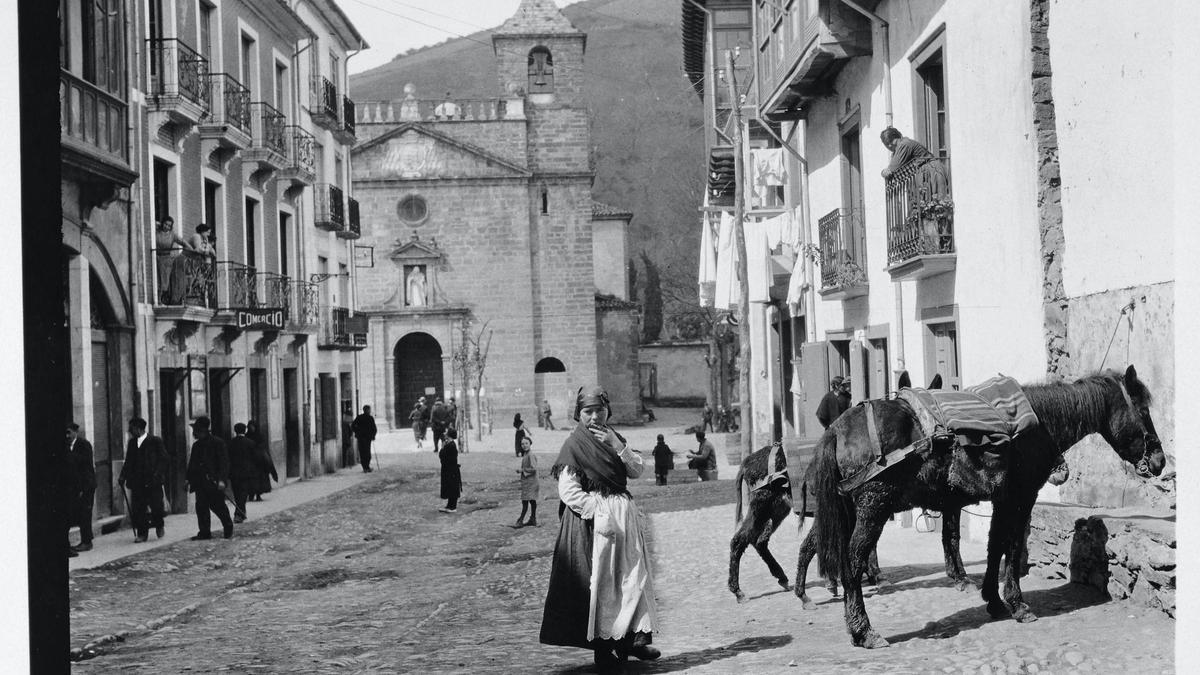 Cangas del Narcea hace cien años, en imágenes