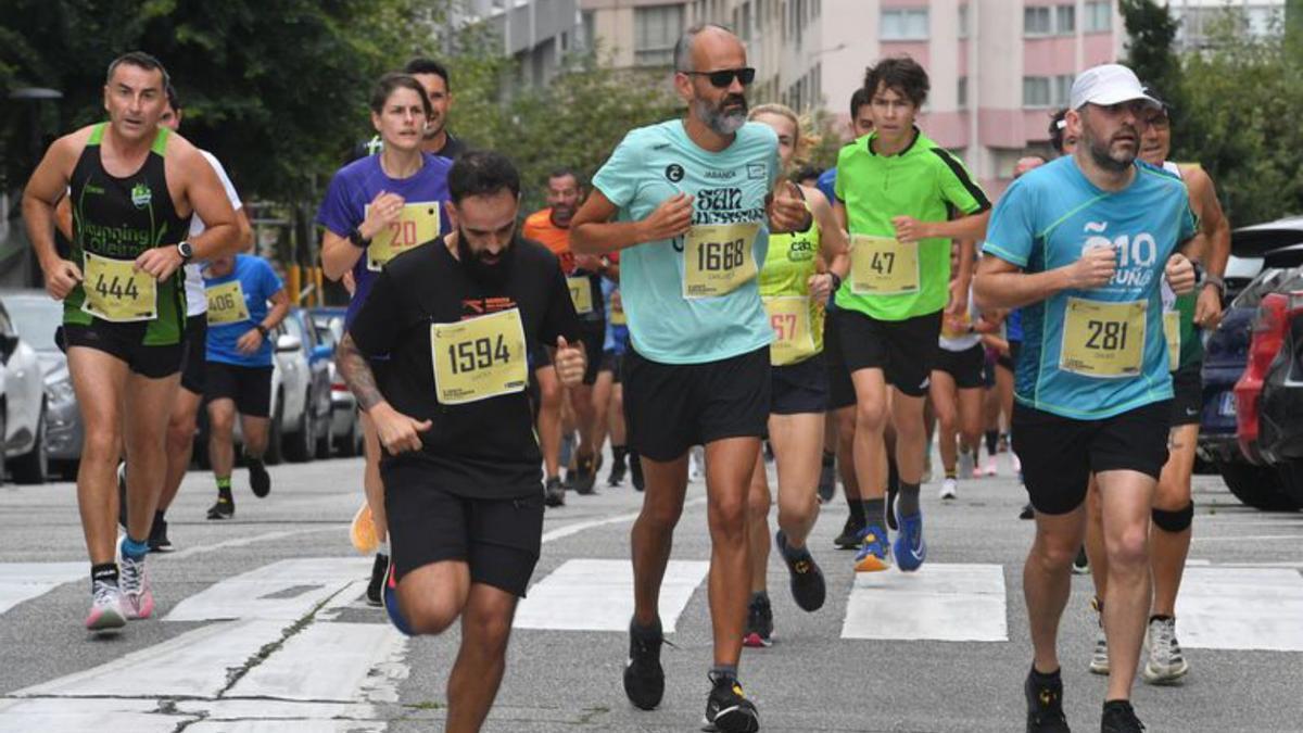 Participantes en la última carrera de Coruña Corre.