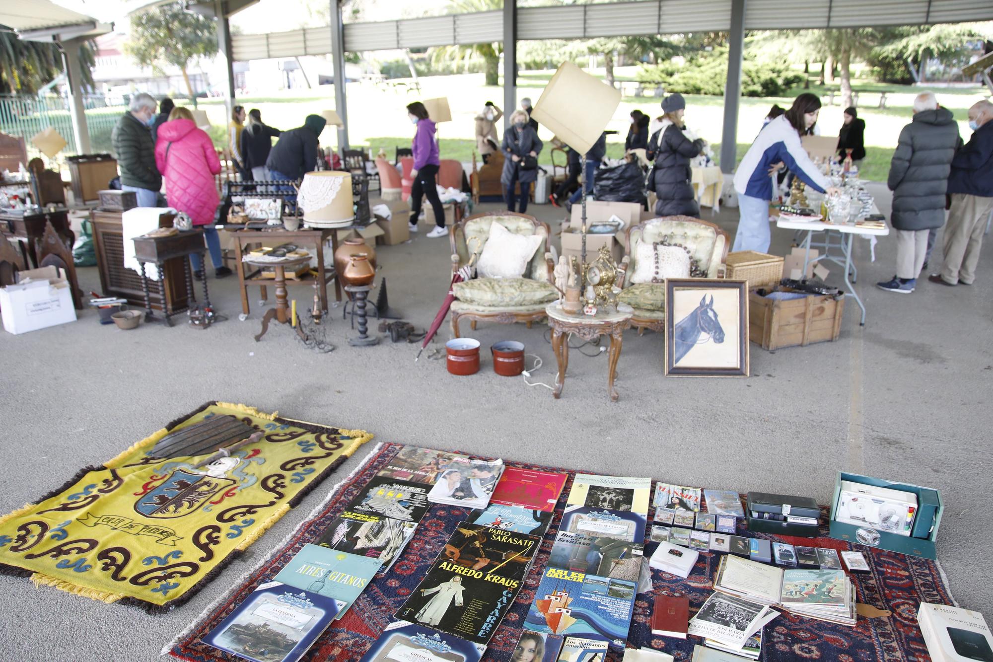 En imágenes: Rastrillo solidario en beneficio de la residencia de Cimadevilla